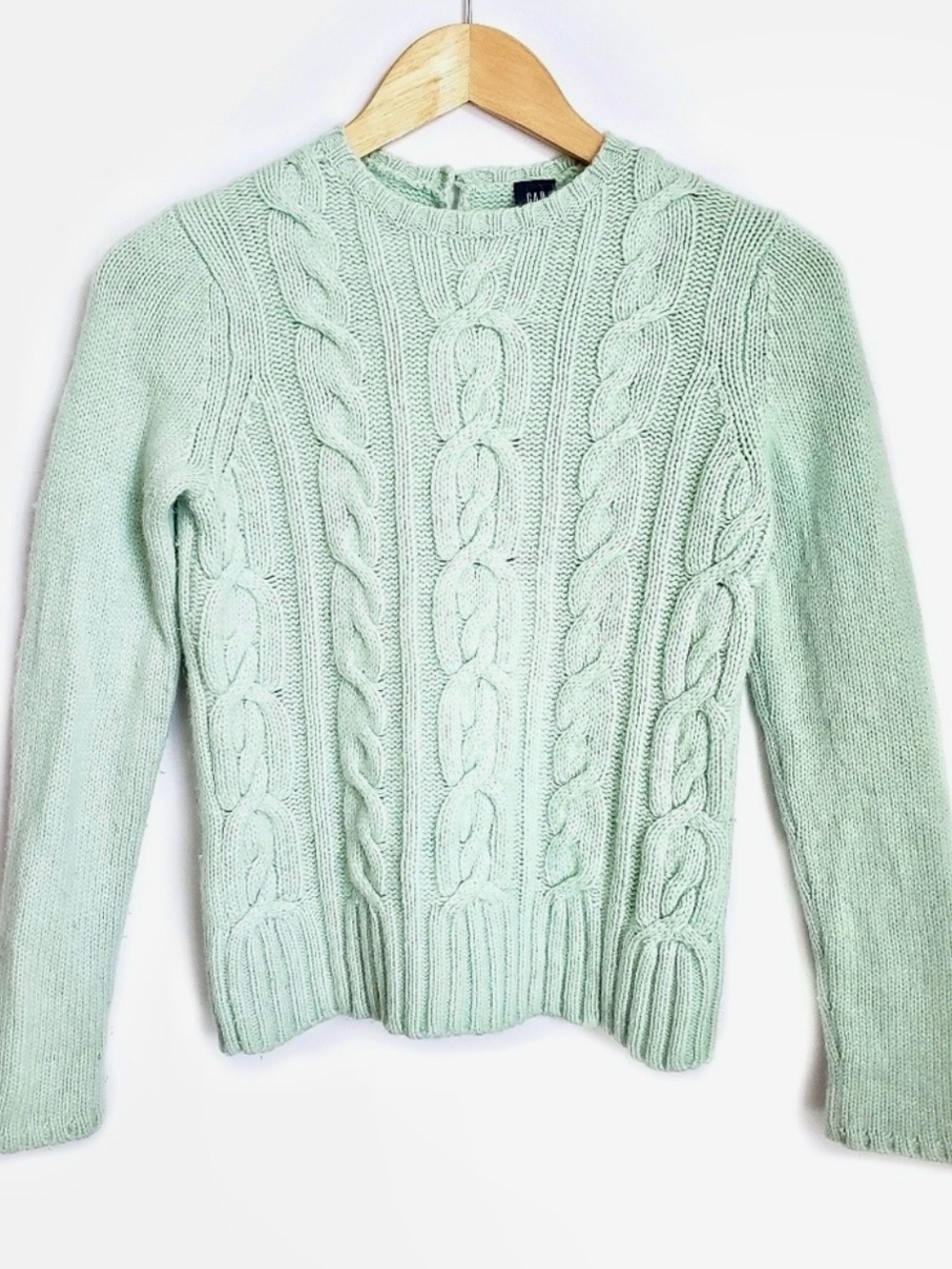 GAP Women’s Mint Green Cable Knit Sweater Size S